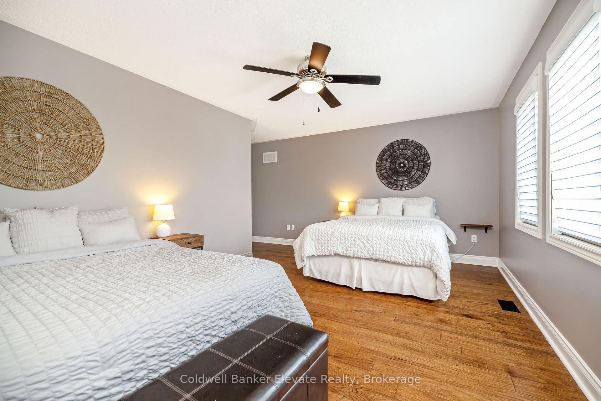 52 Curry Crescent photo 37