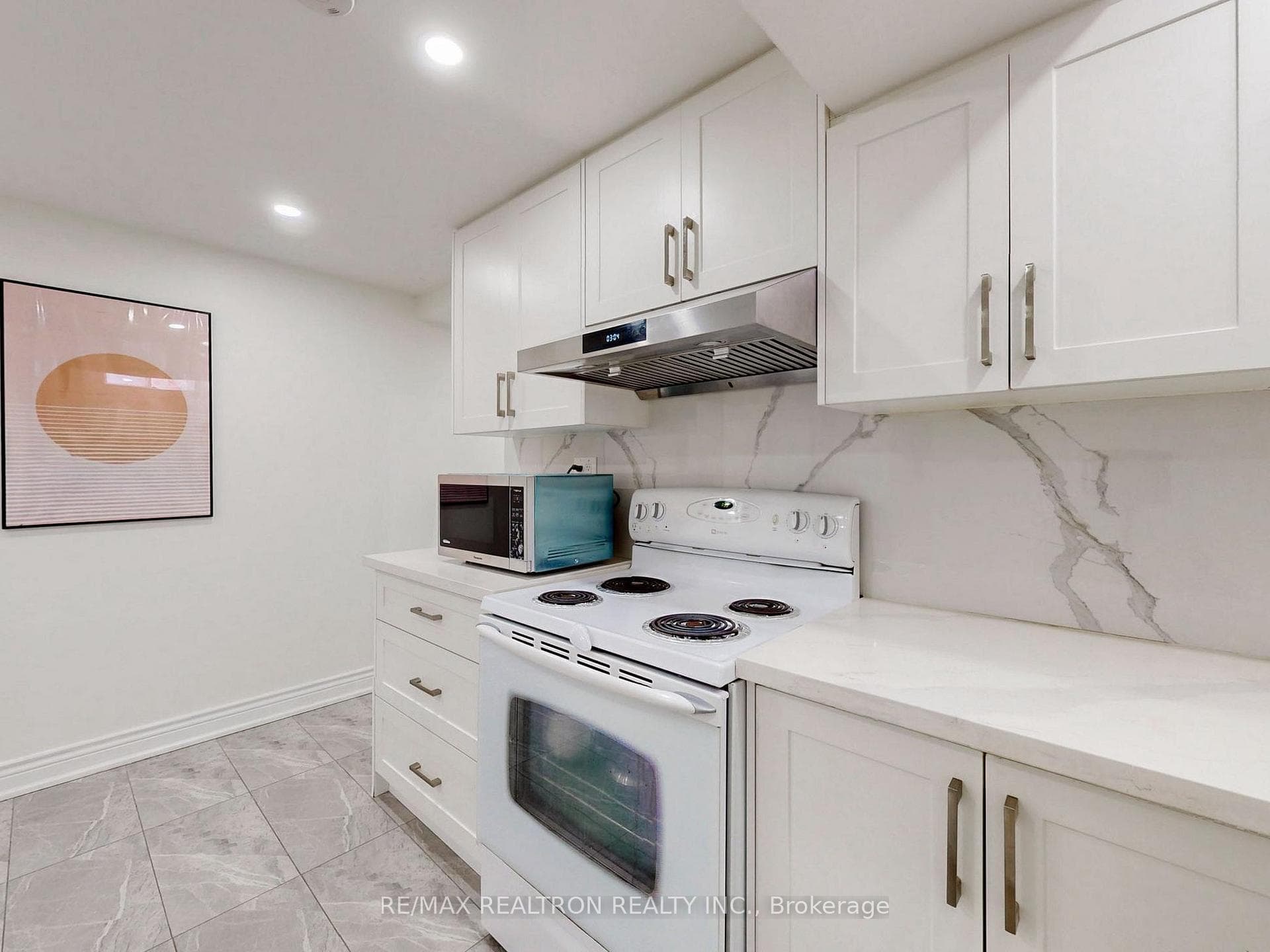 91 Starr Crescent photo 28