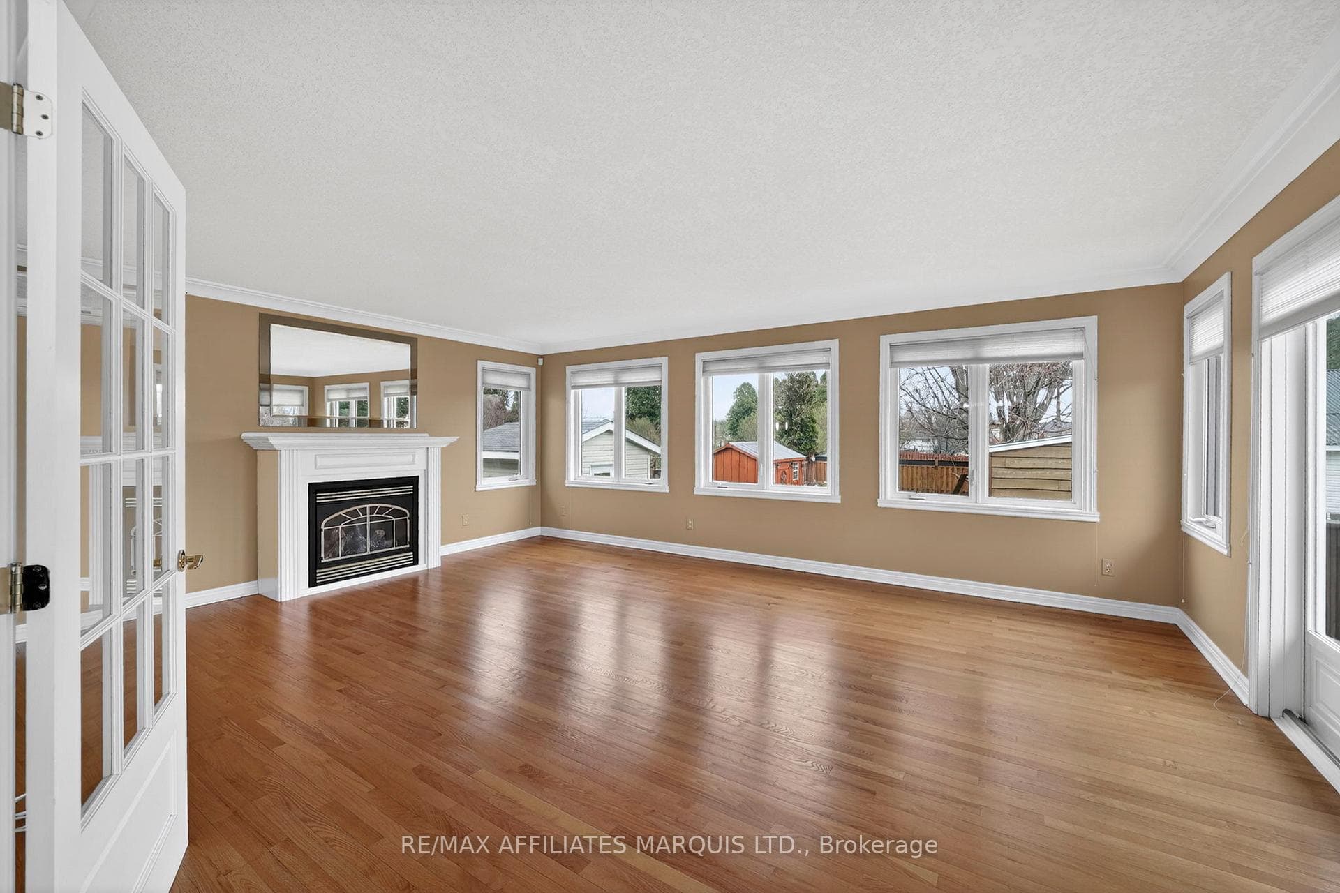 207 McKenzie Street photo 15