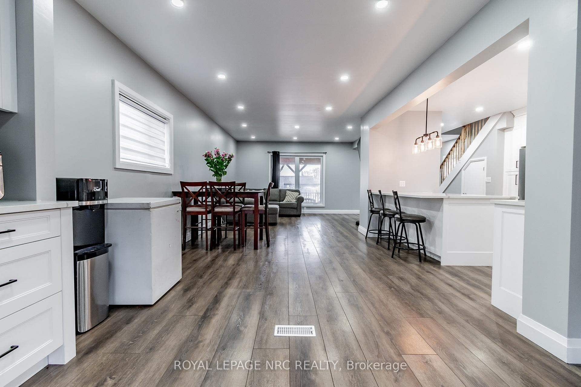 426 Ross Avenue photo 13