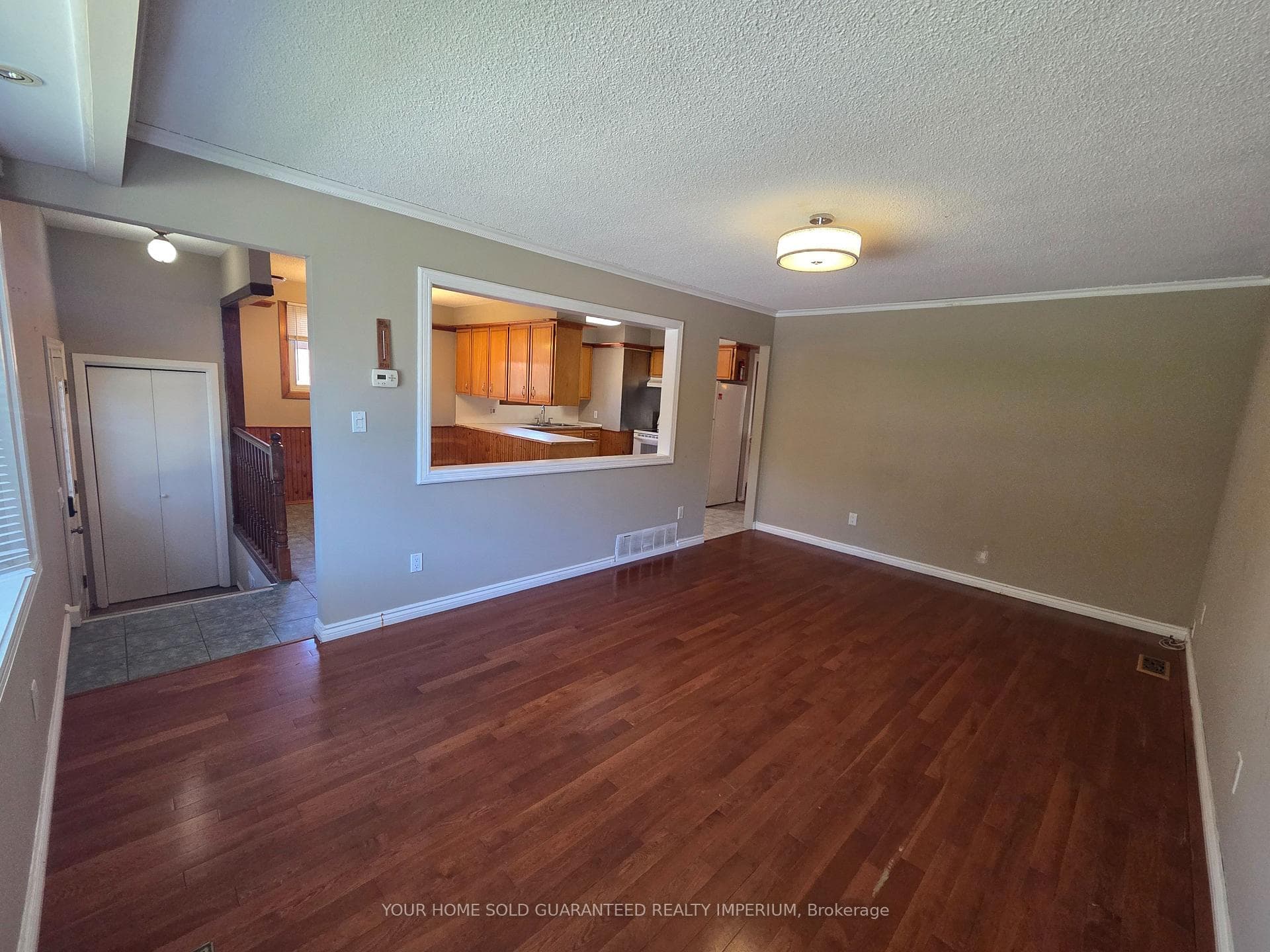 31 Lambs Lane photo 3