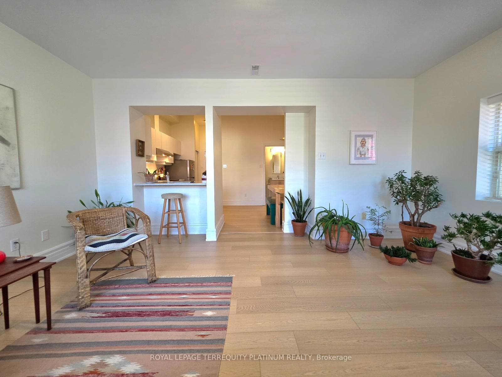 11 Beaconsfield Avenue Unit 3/Main photo 19