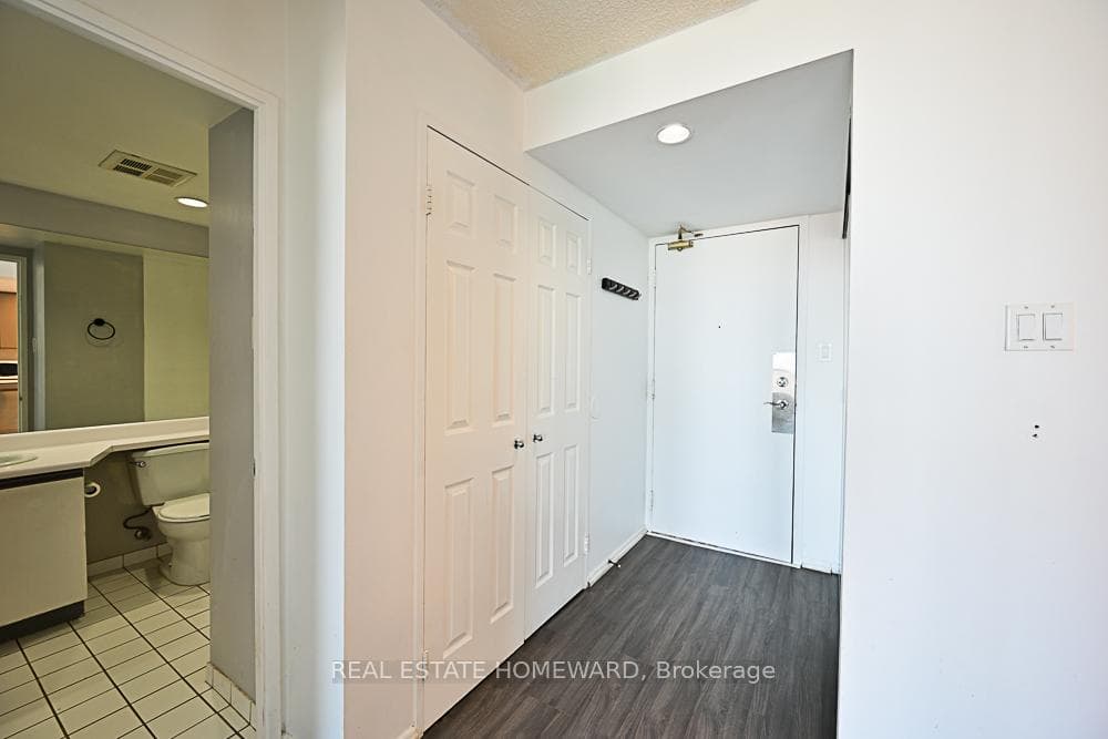 4460 Tucana Court Unit 1701 photo 18