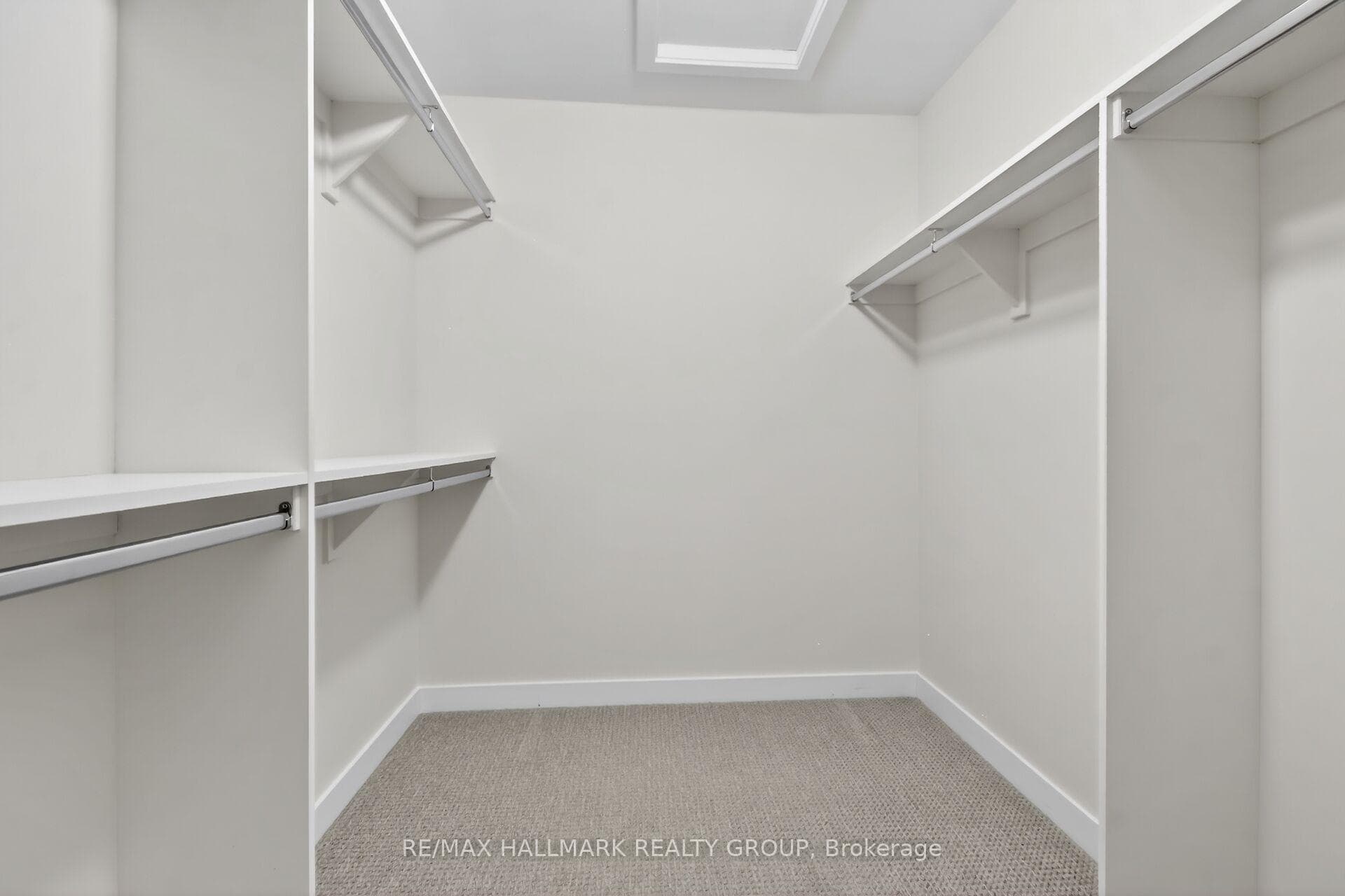 Walk in Closet