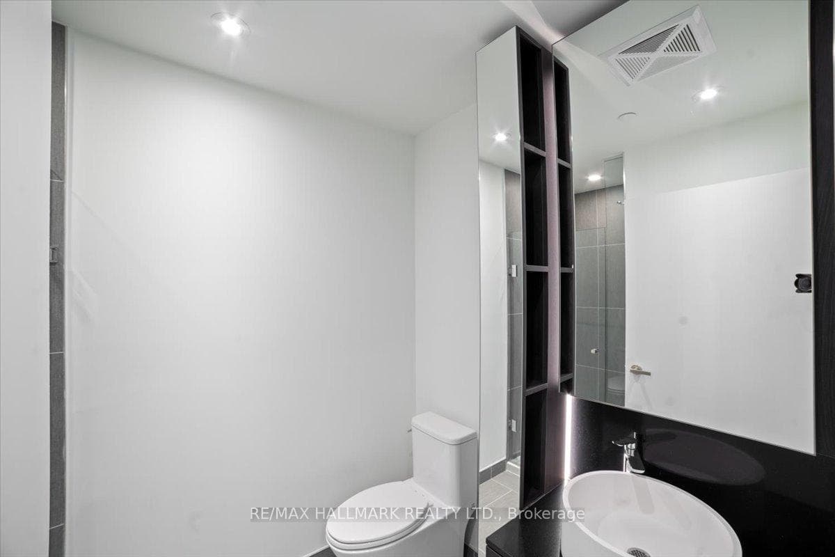 28 Ann Street Unit 205 photo 23