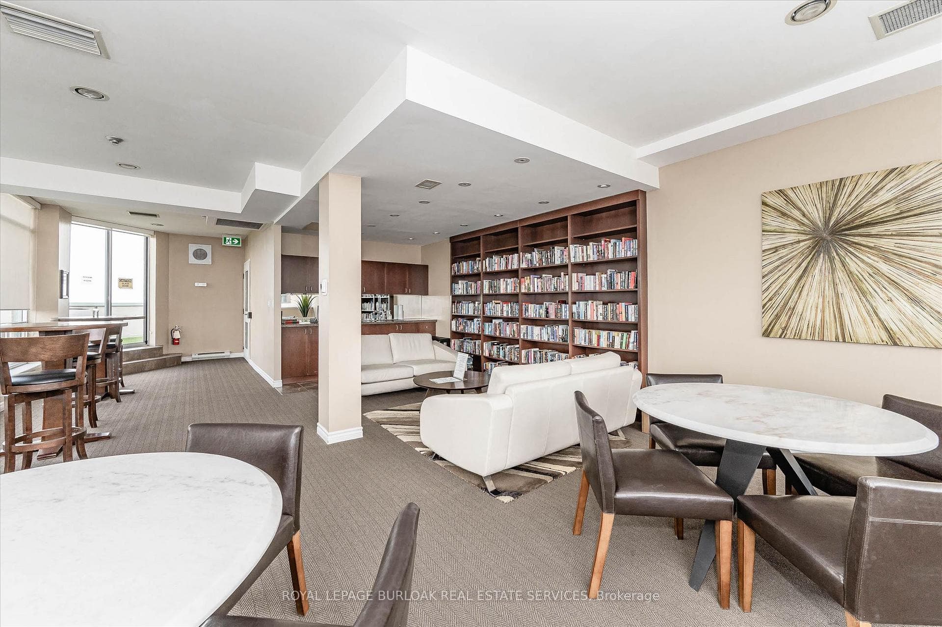 1276 Maple Crossing Boulevard Unit 110 photo 21