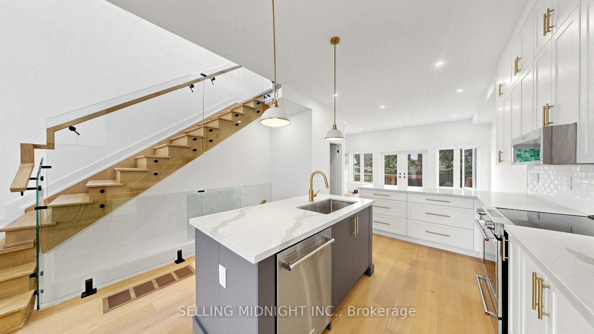 42 Guthrie Avenue photo 8