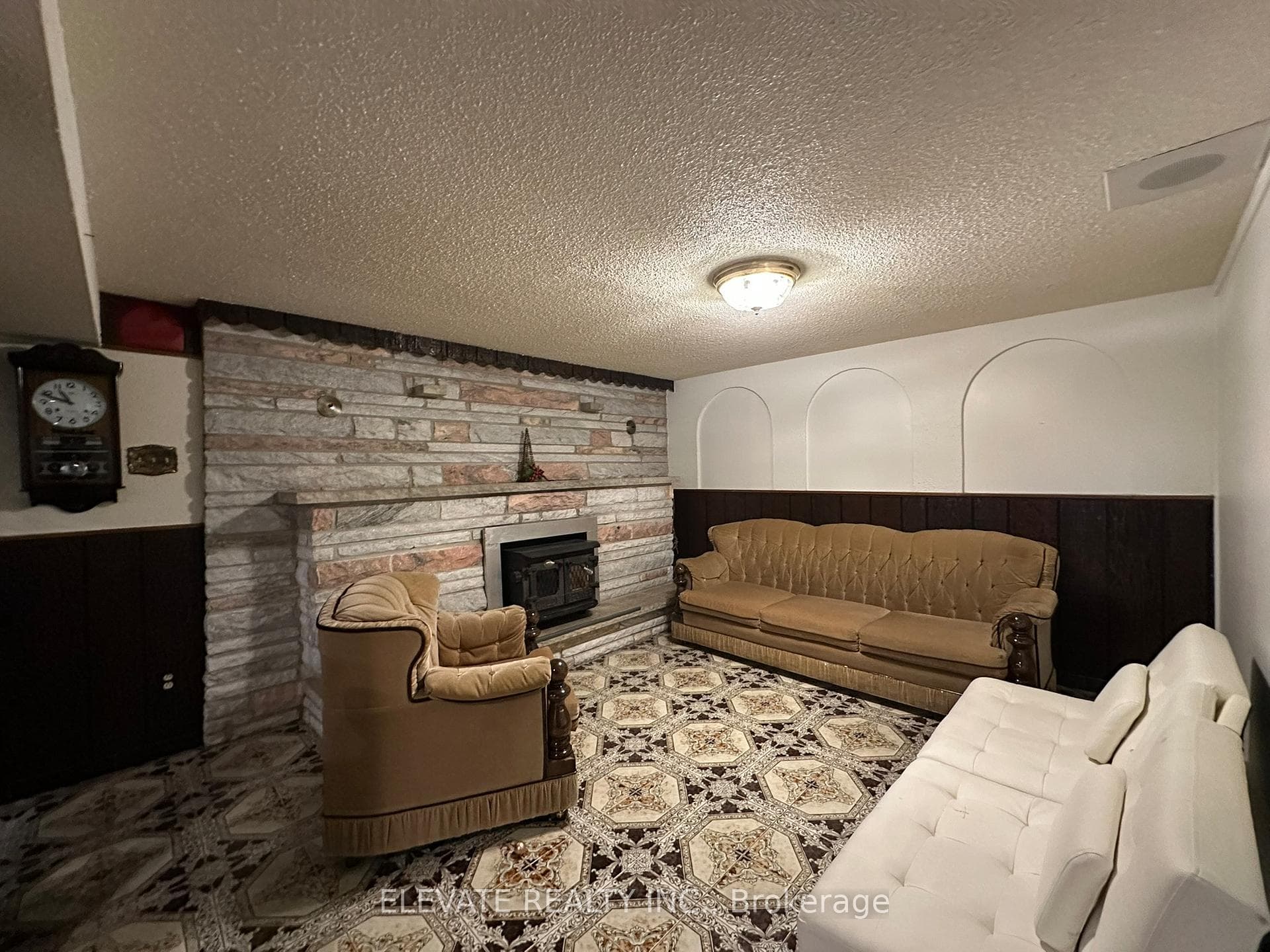 42 Navaho Drive Unit Lower photo 18