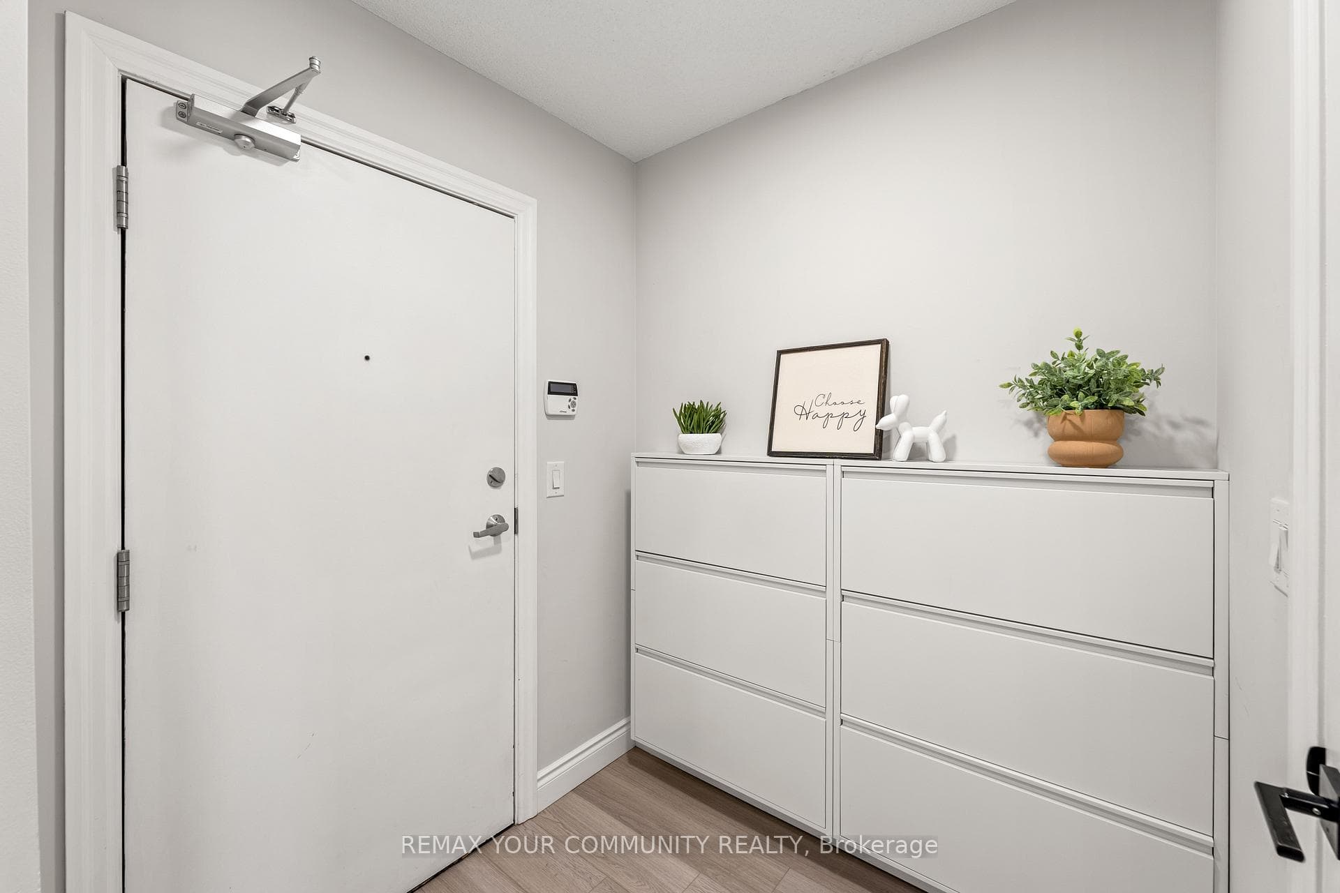 1940 Ironstone Drive Unit 609 photo 2