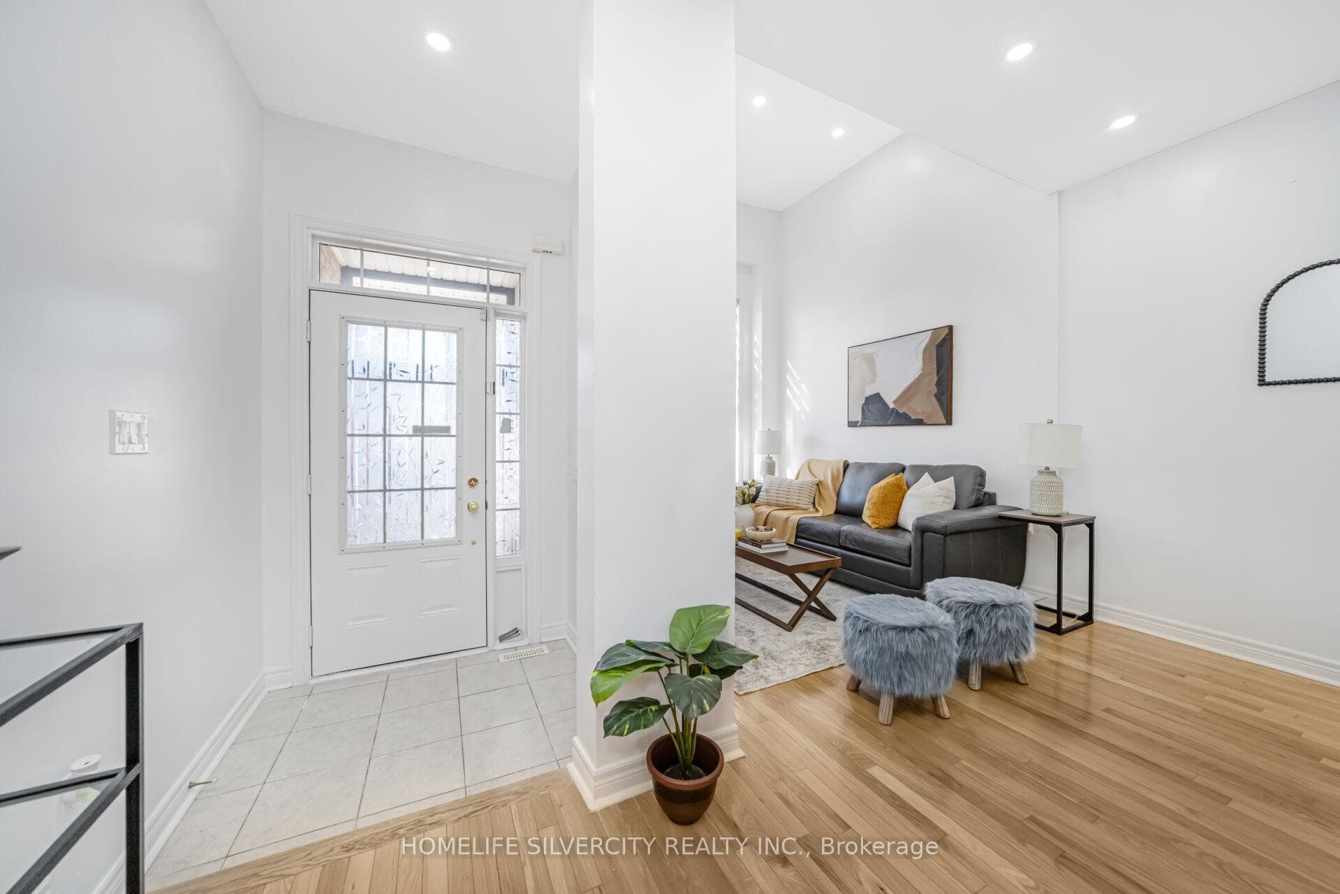 18 Finlayson Crescent photo 4