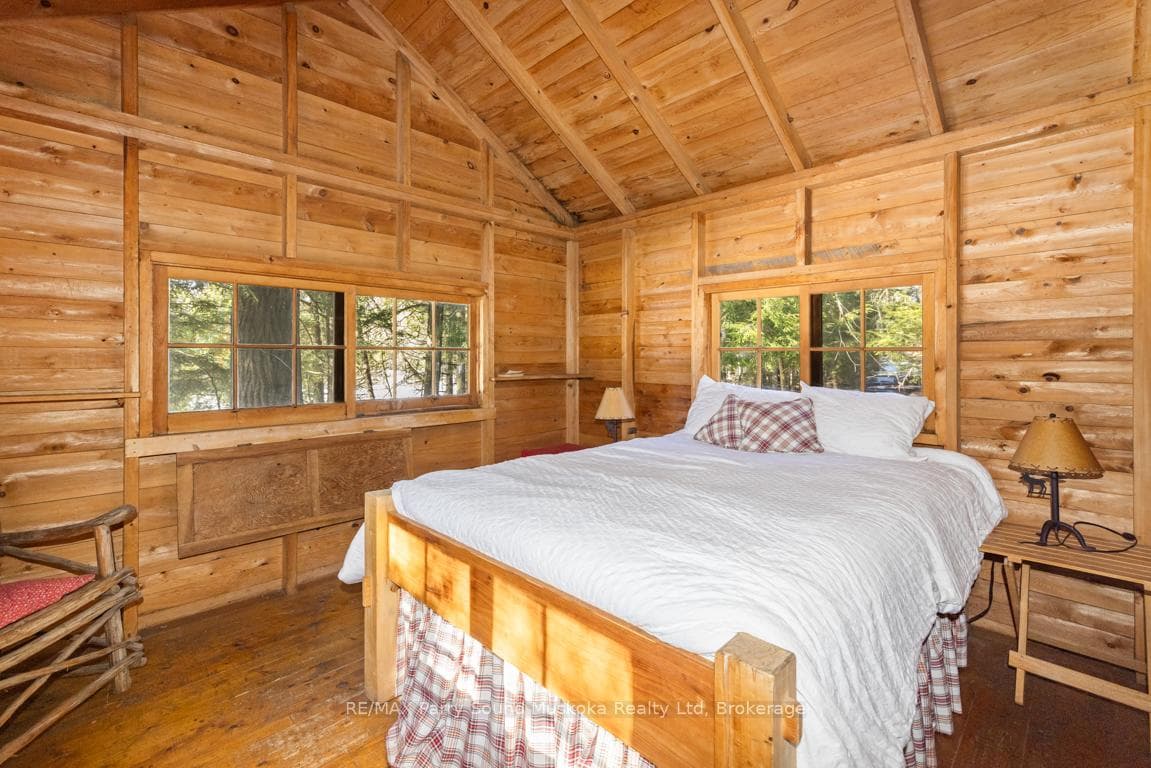Bunkie 3 interior