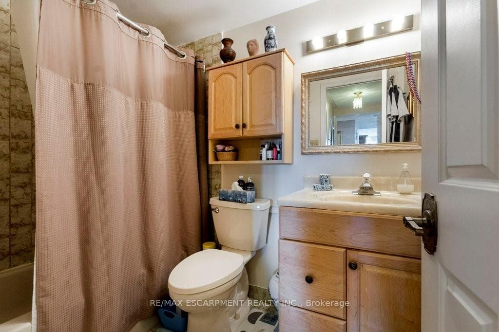 30 Harrisford Street Unit 802 photo 24