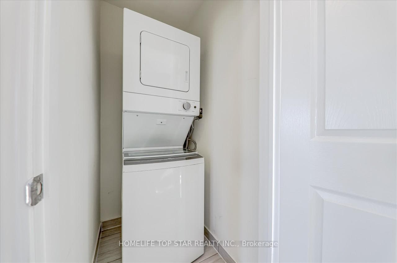 68 Harwood Avenue photo 14