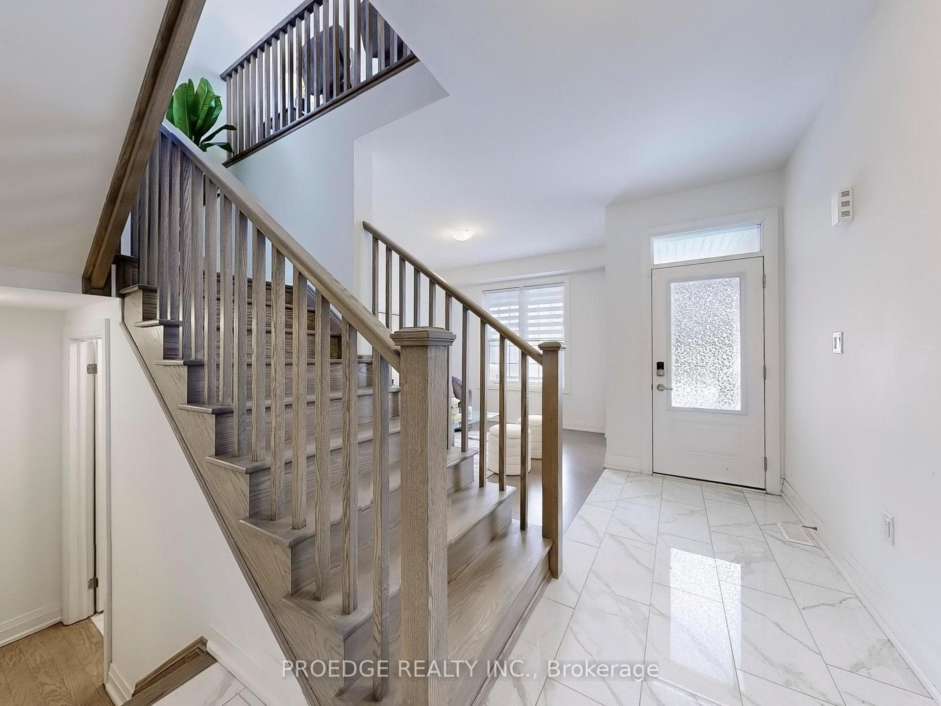 2856 Foxden Square photo 16