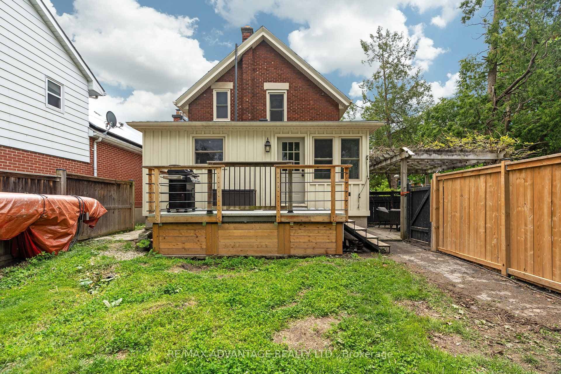 52 Beattie Avenue photo 34