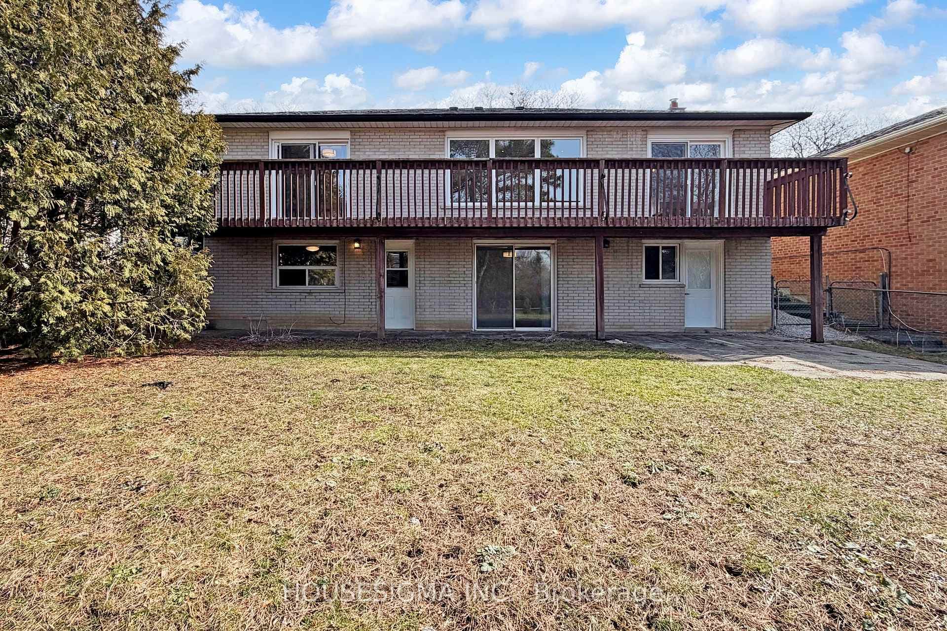 65 Bellbury Crescent photo 45