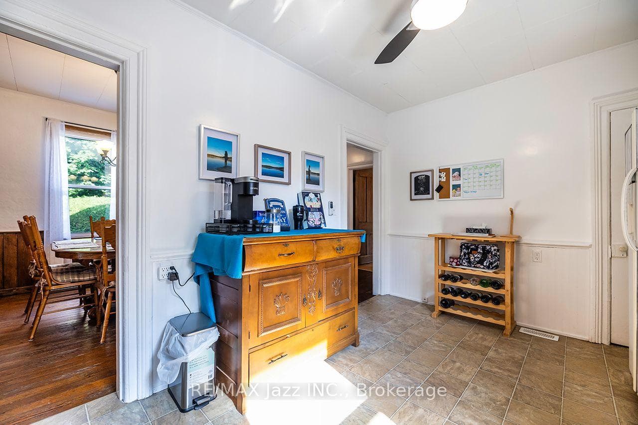 132 King Street photo 14