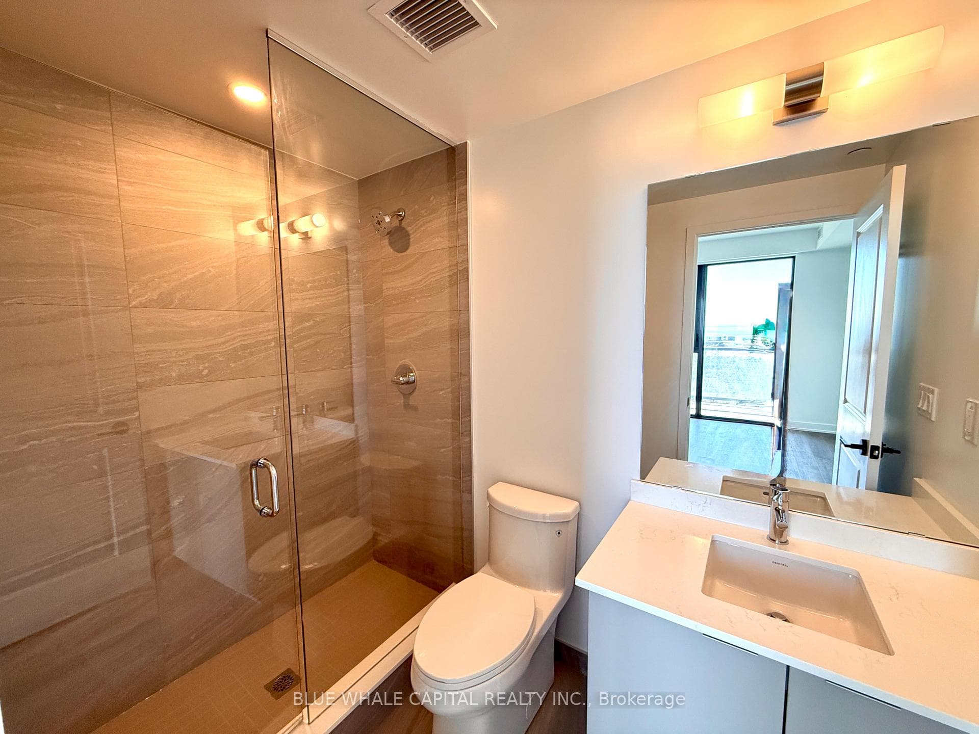 2075 Lakeshore Road Unit 307 photo 10