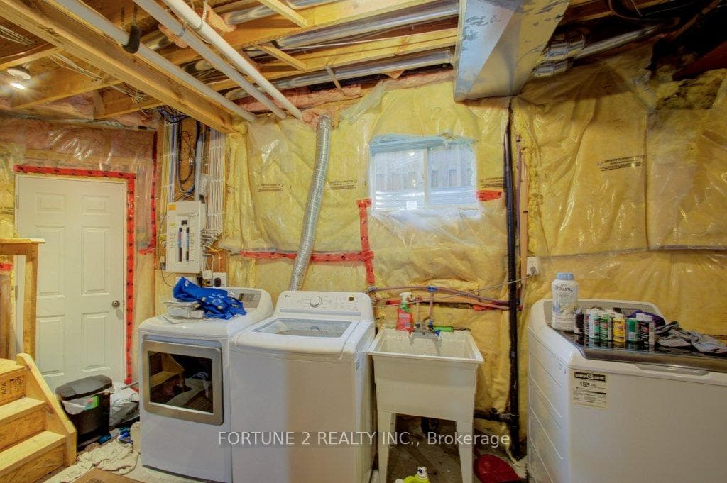 455 Danby Street photo 28