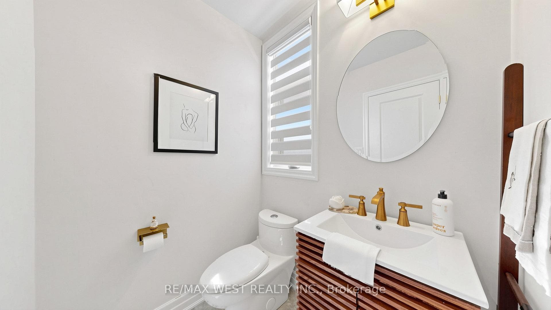 57 Alex Campbell Crescent photo 12