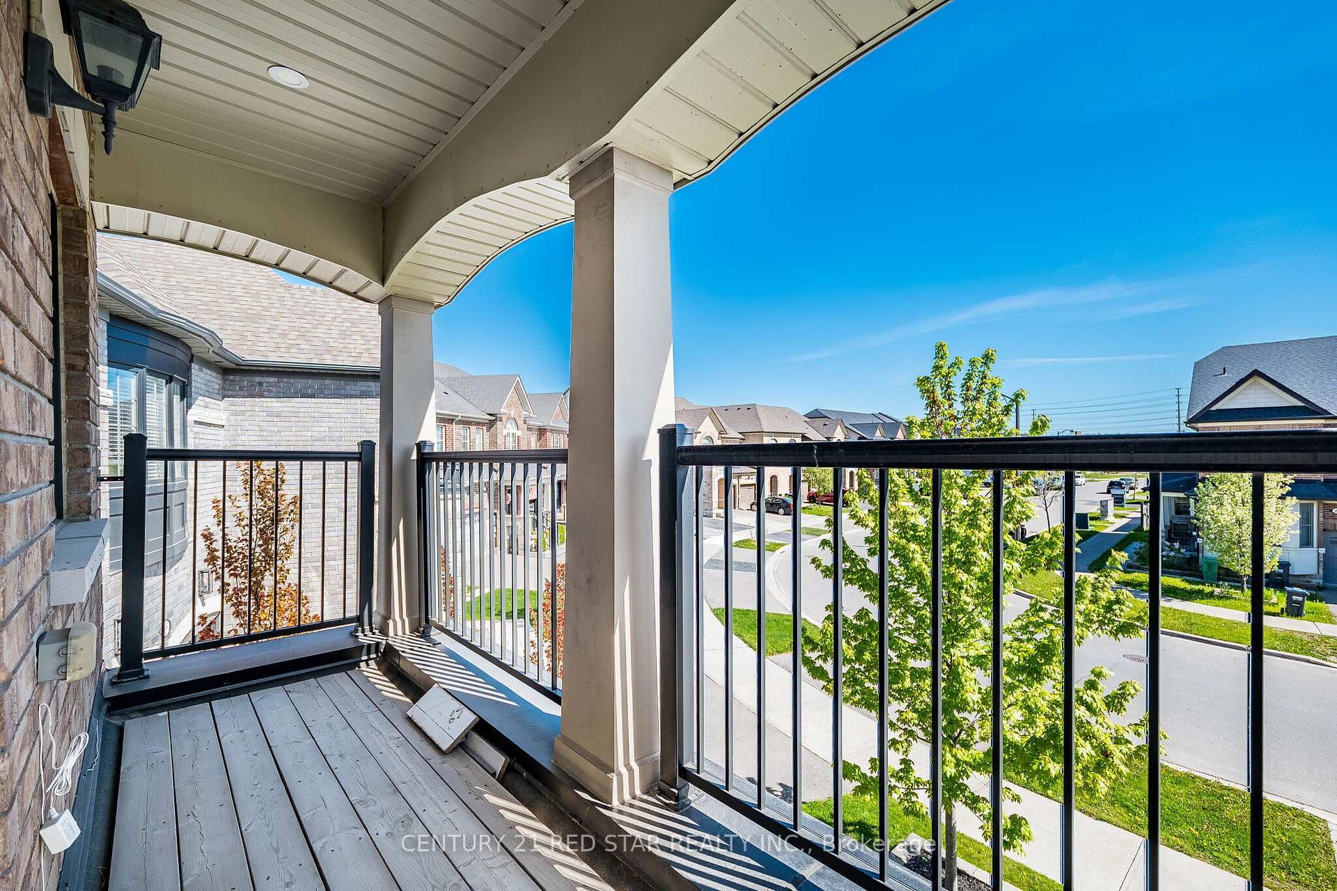 Balcony off bedroom 3