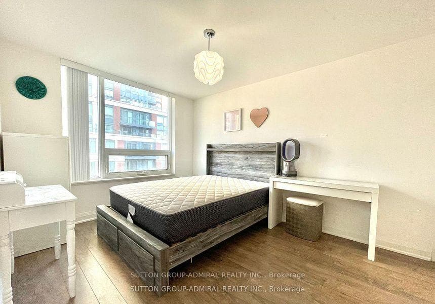 18 Uptown Drive Unit 310 photo 11