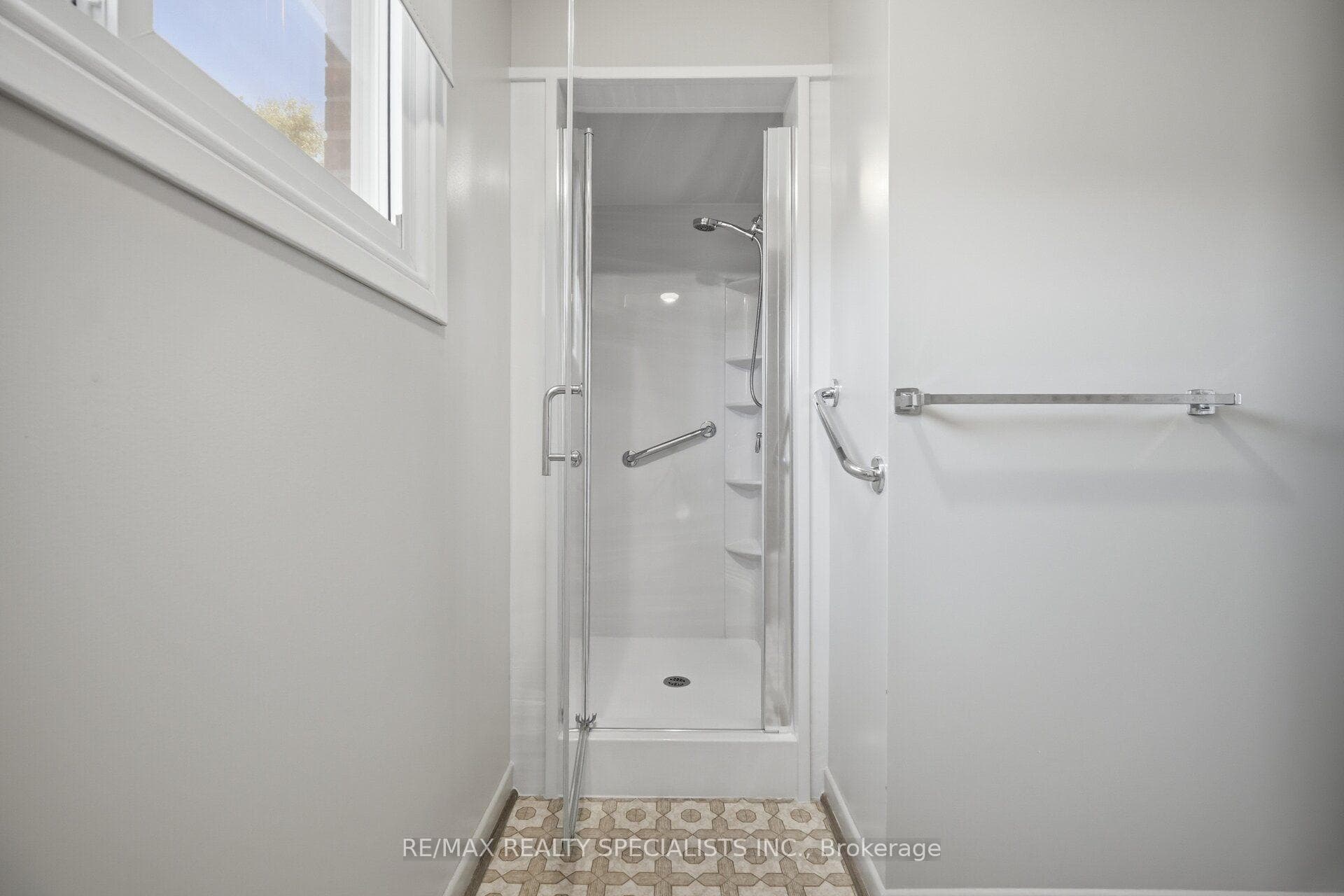 18 Jill Crescent photo 23