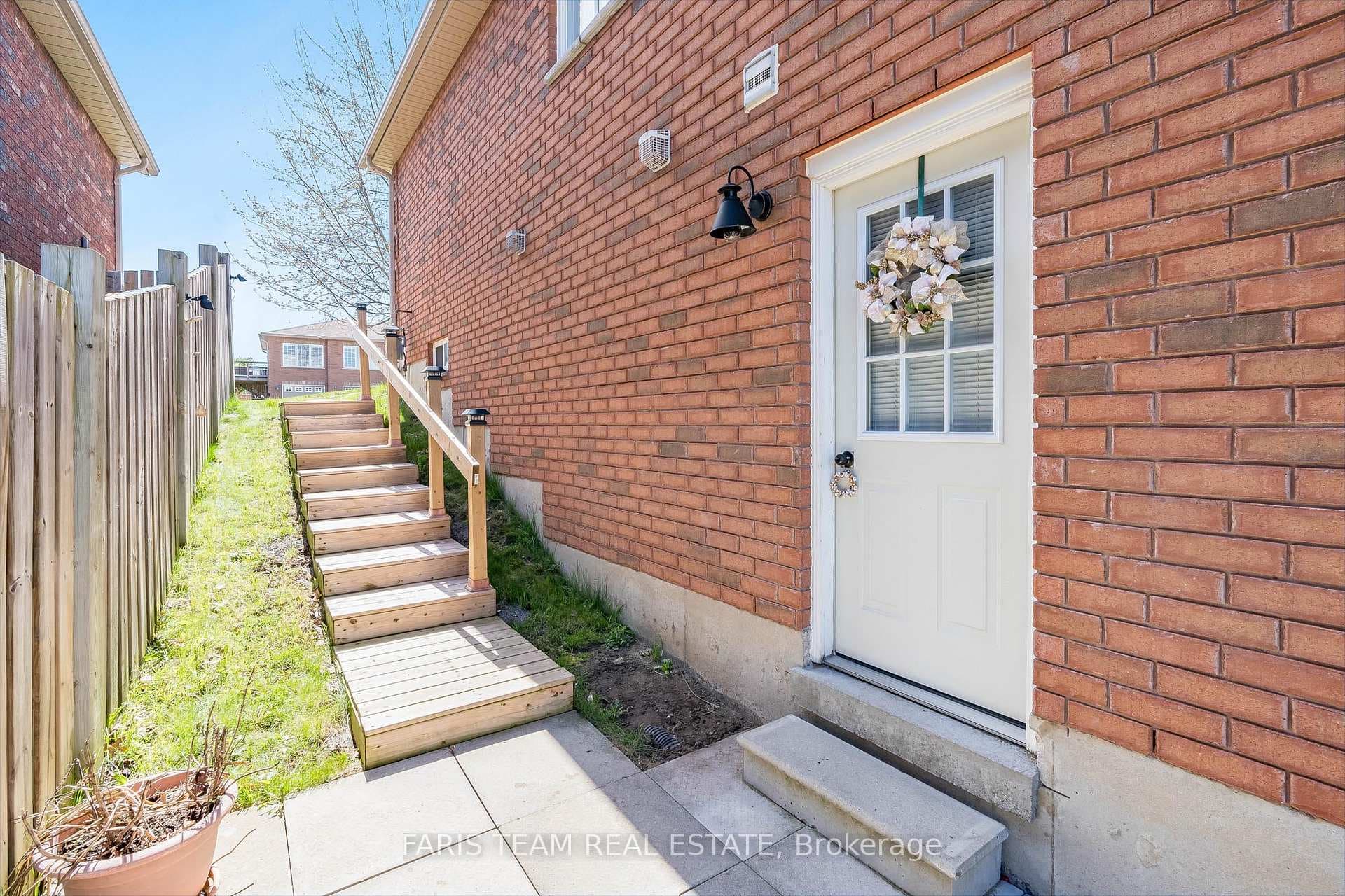 4 Marjoy Avenue photo 16