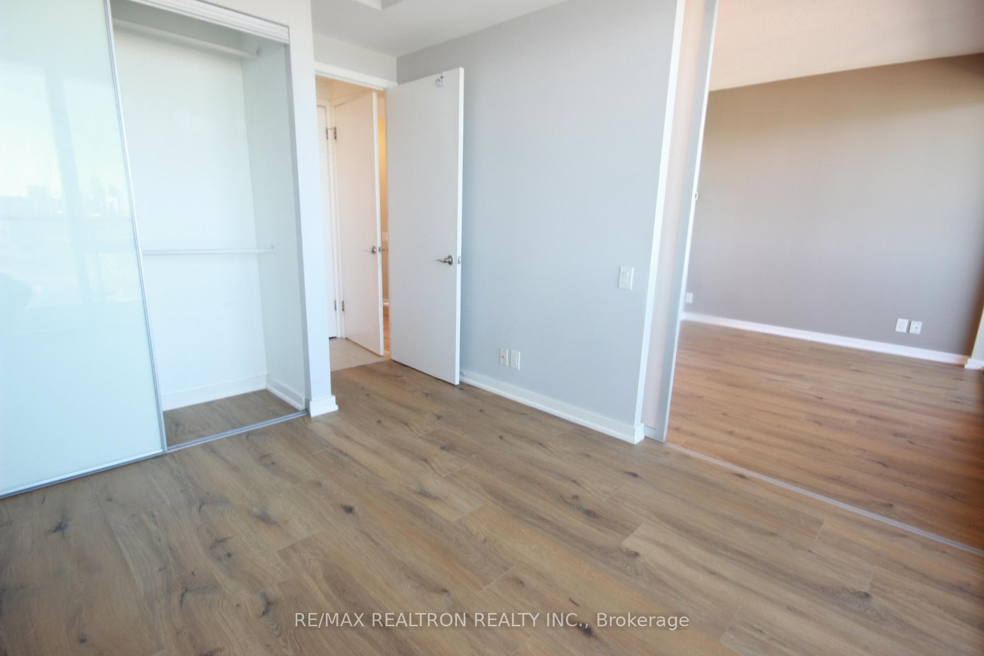 390 Cherry Street Unit 2304 photo 15