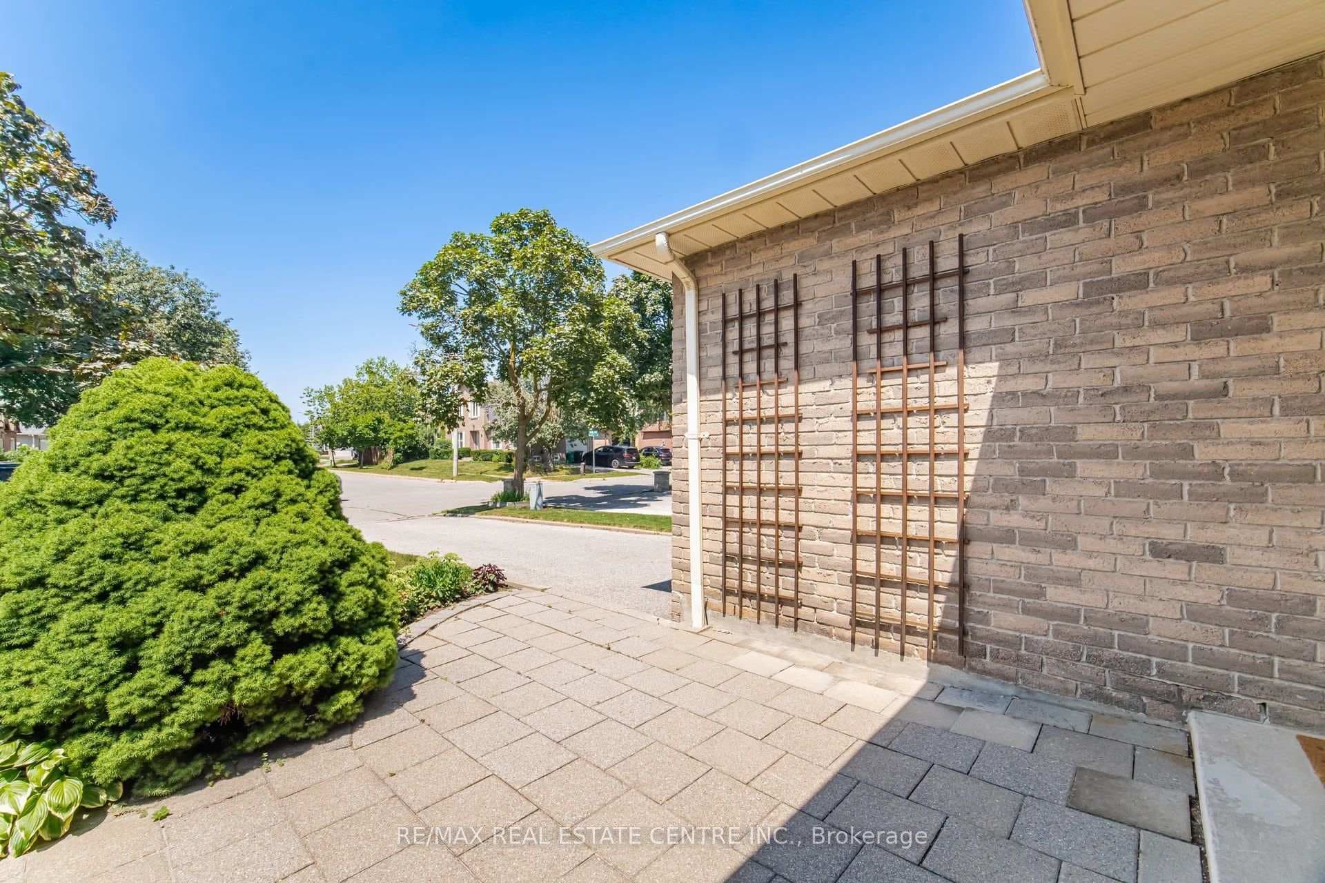 92 Nanport Street photo 5