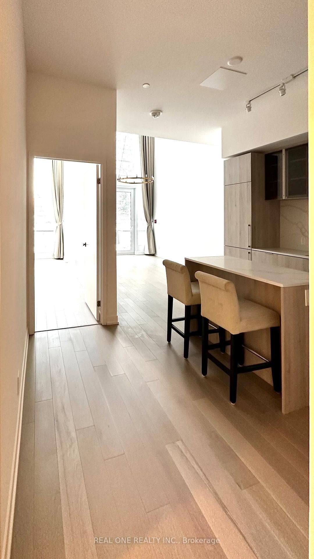 15 Holmes Avenue Unit 104 photo 8