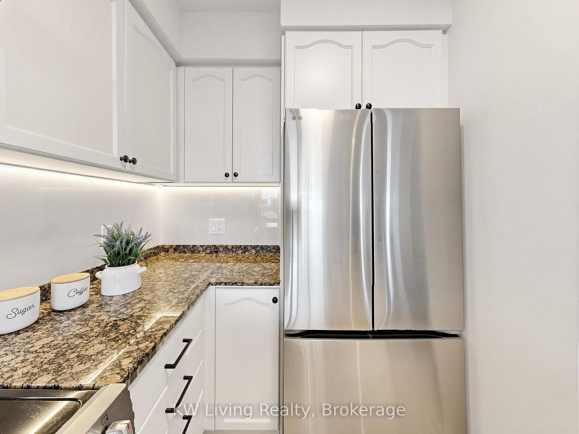 100 Promenade Circle Unit 1010 photo 9