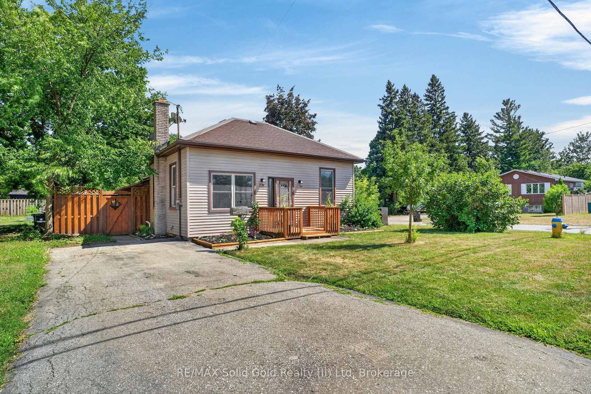 23 Mcrae Street photo 1