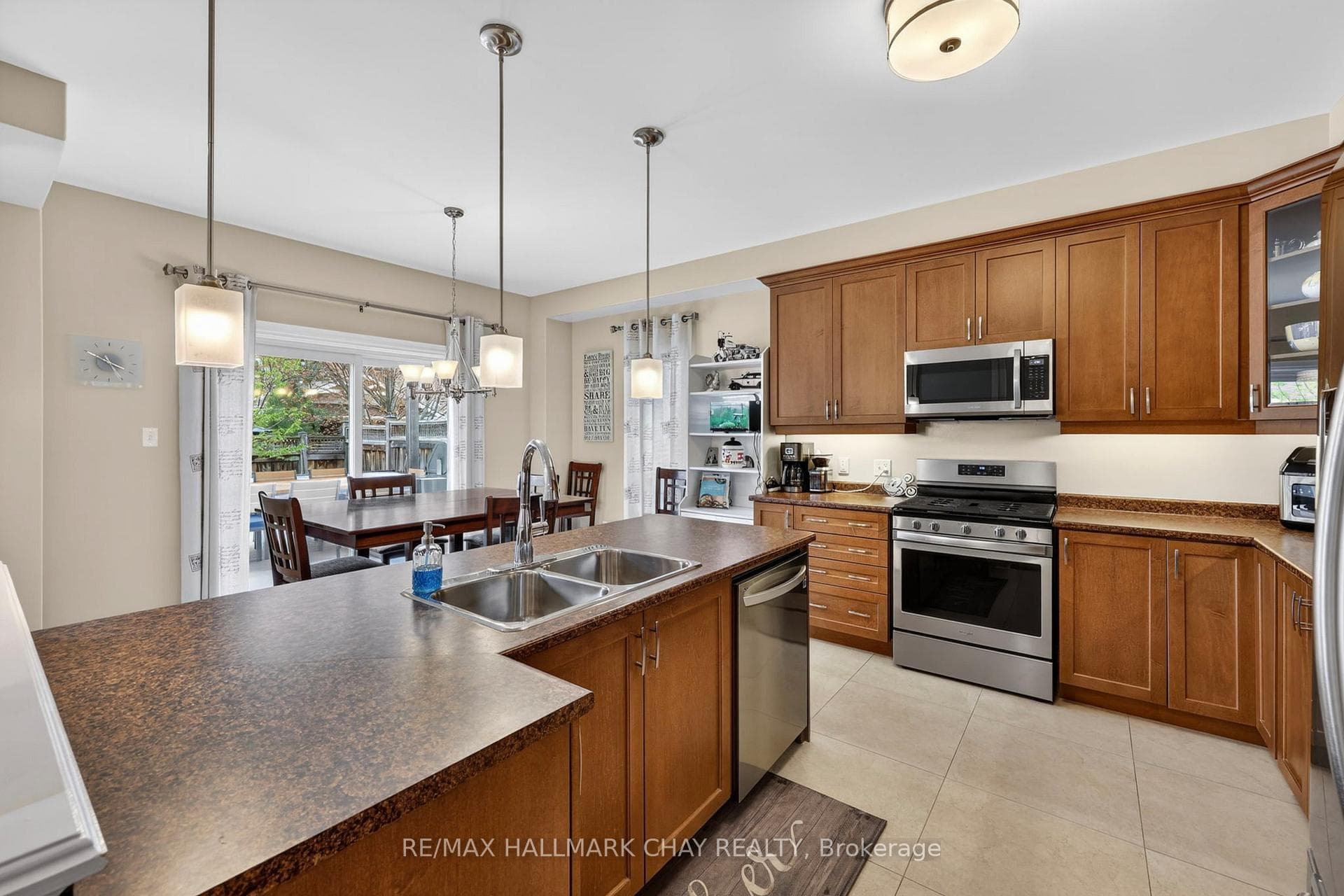 12 Orleans Avenue photo 6