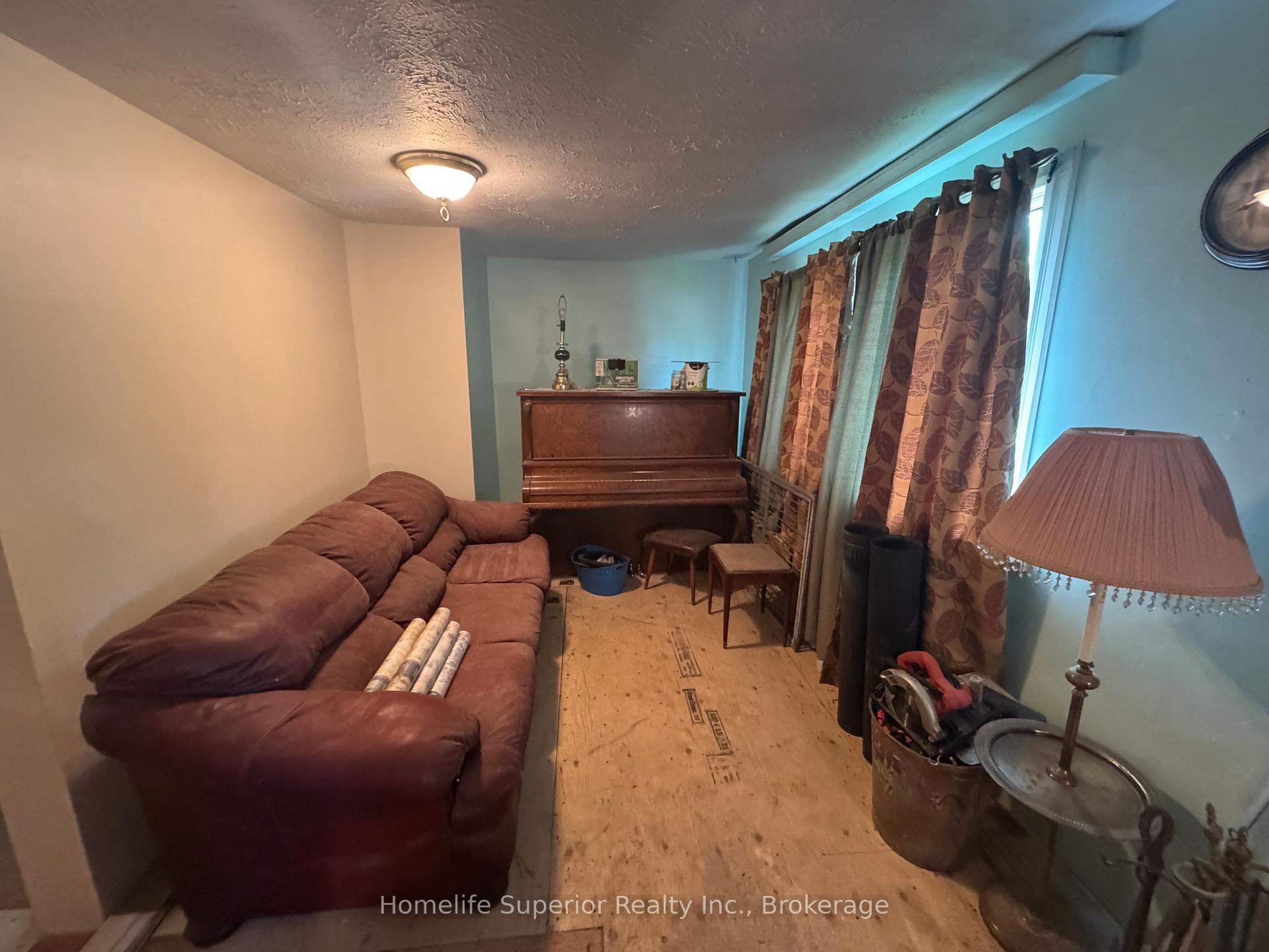 975 Cleveland Road photo 9