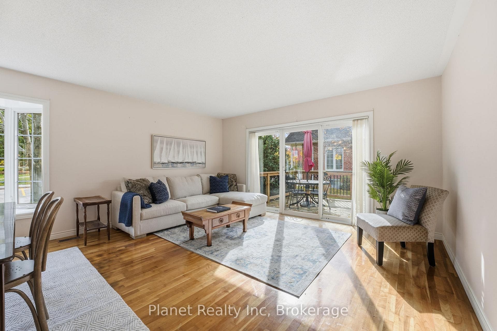 27 Village Green Drive photo 12