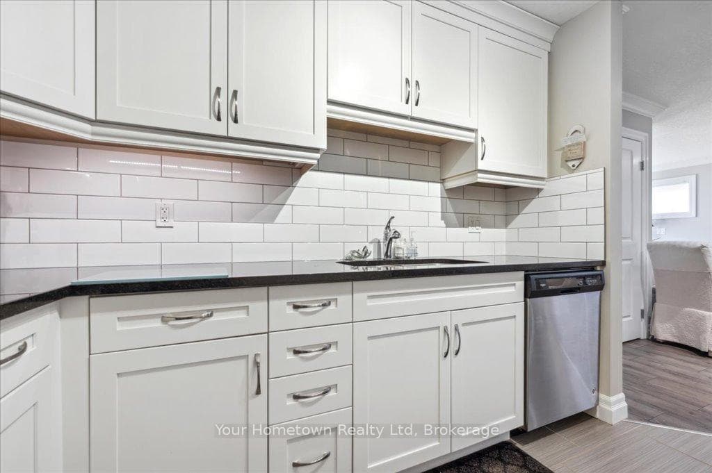 27 Stumpf Street Unit 27B photo 11