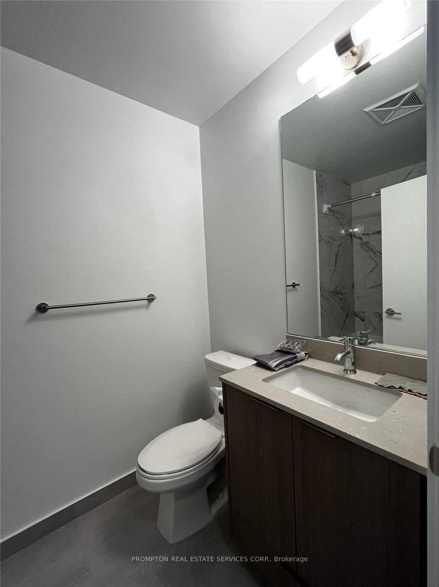 38 Forest Manor Road Unit 214 photo 7