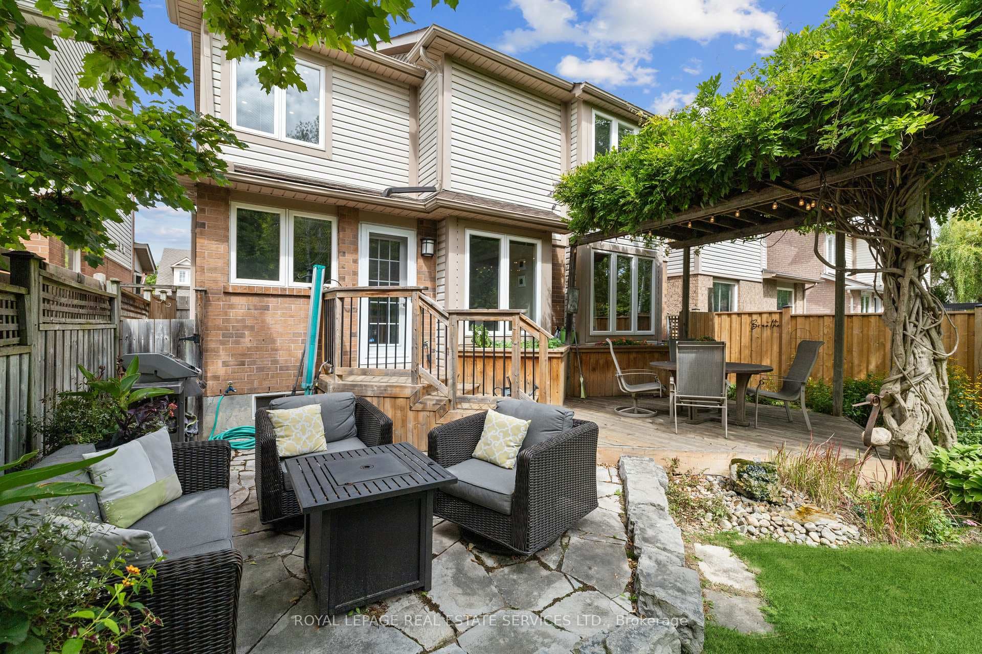 5186 Ravine Crescent photo 25