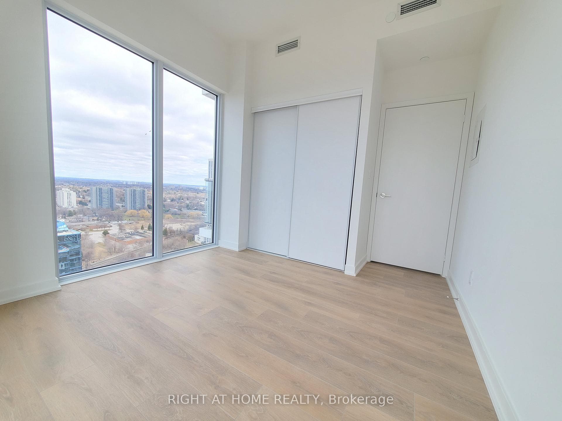 2031 Kennedy Road Unit 2917 photo 10