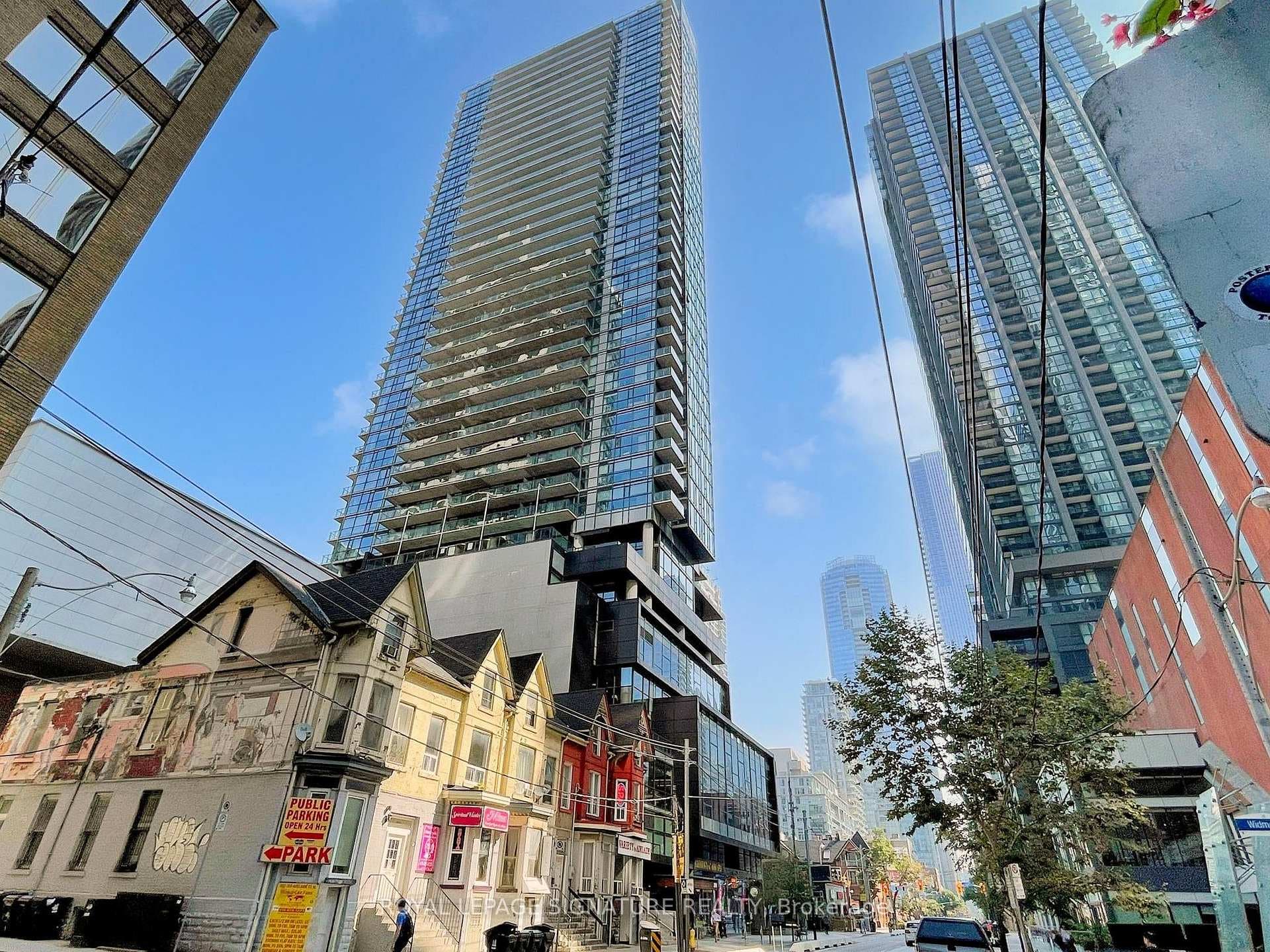 290 Adelaide Street Unit 2601 photo 1