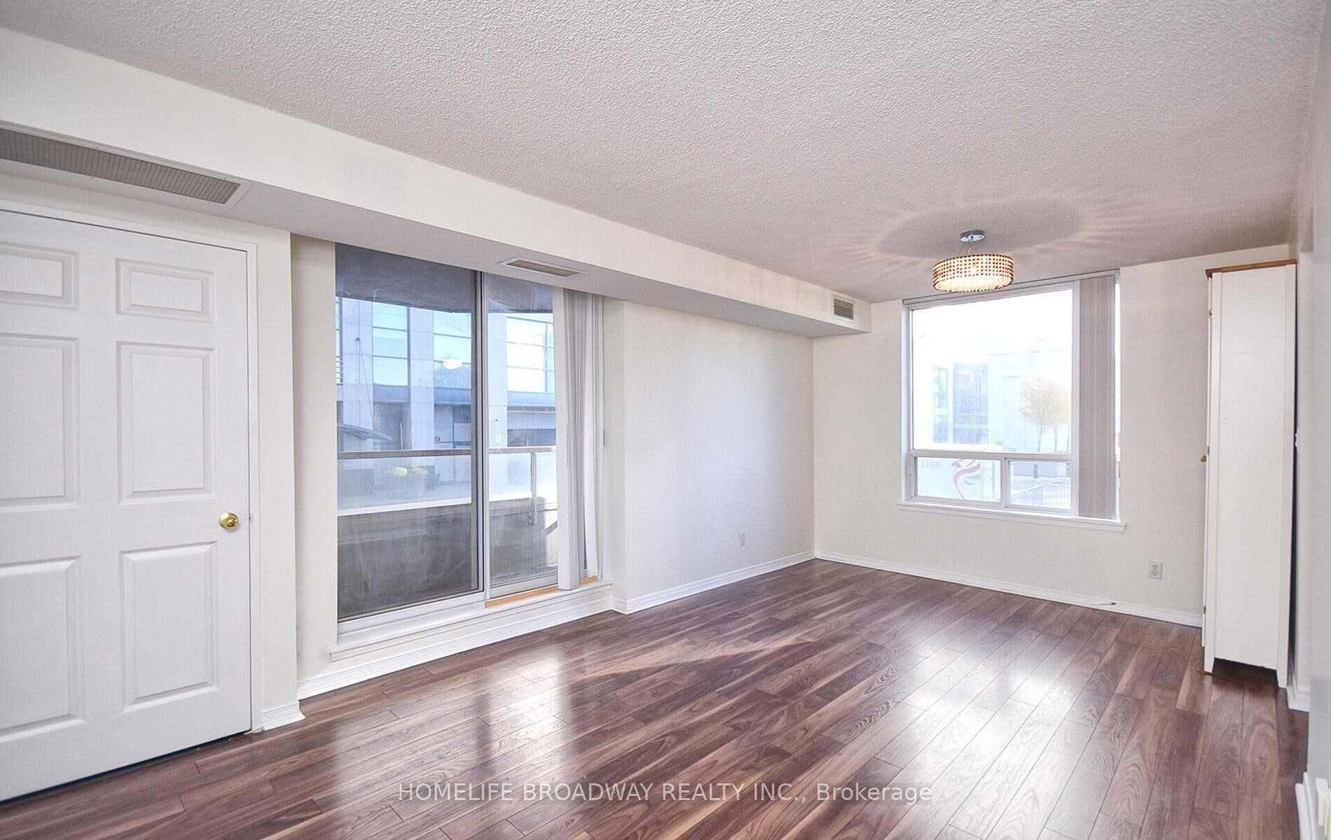 18 Hillcrest Avenue Unit 210 photo 7