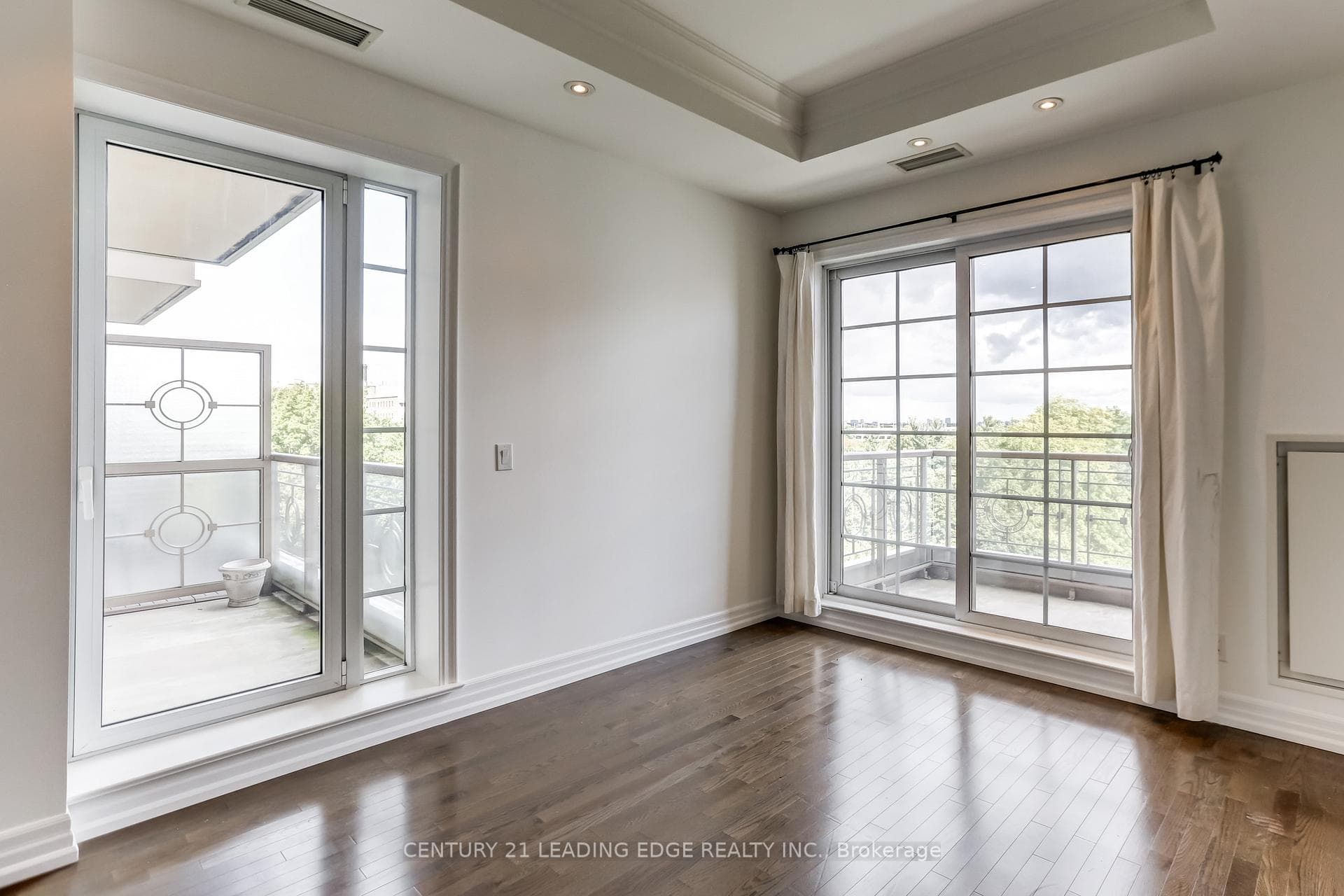 21 Burkebrook Place Unit 508 photo 15