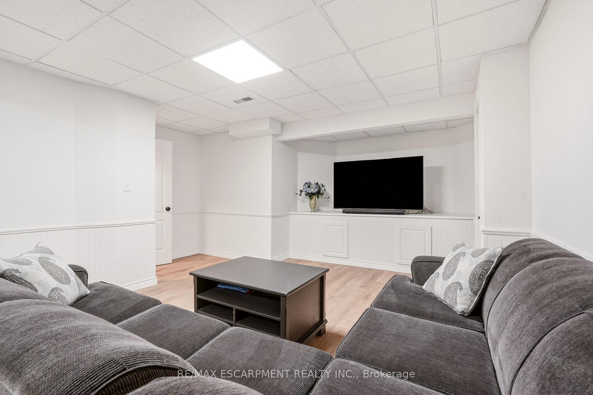 78 SUMAC Court photo 15