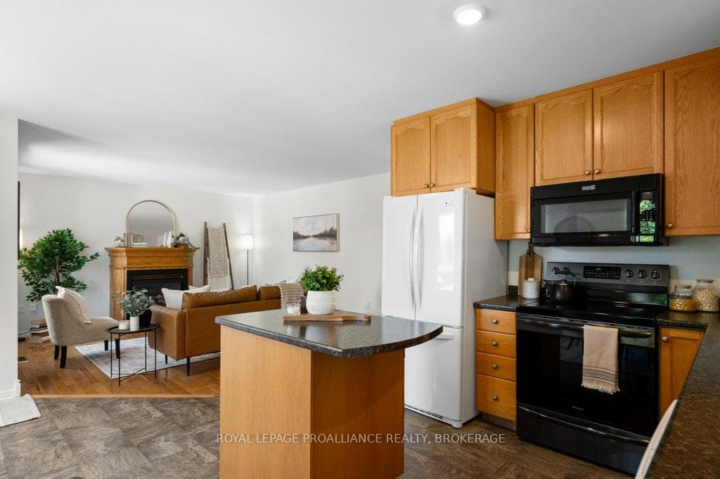 944 Ringstead Street photo 13