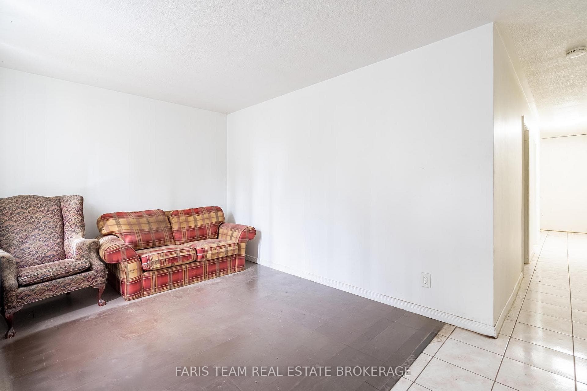 267 Lakeshore Road photo 16