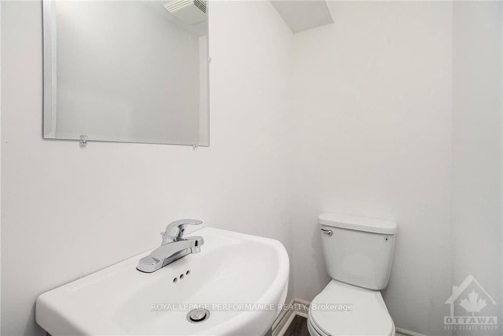 852 WILLOW Avenue photo 27