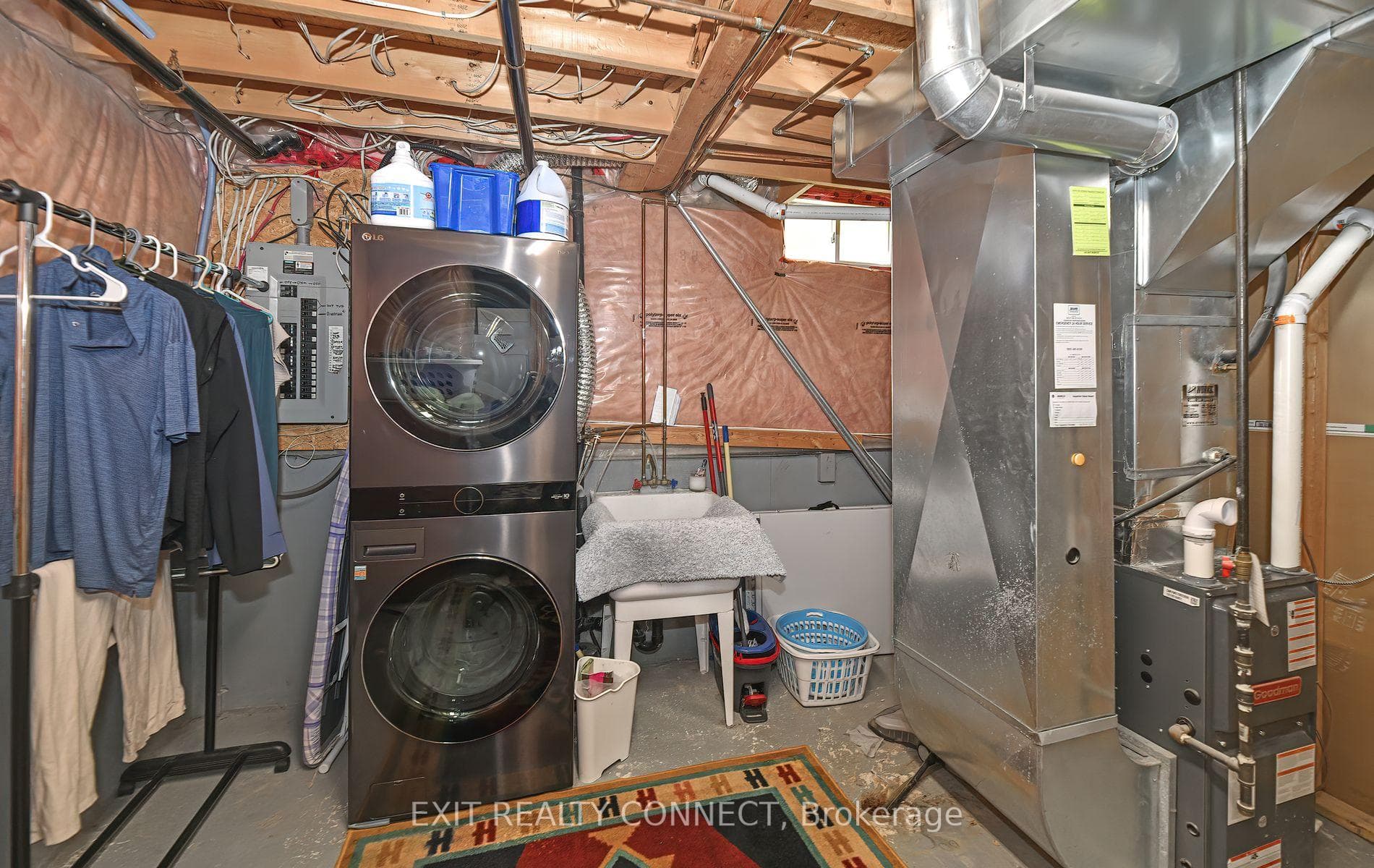 1027 Gordon Heights photo 27