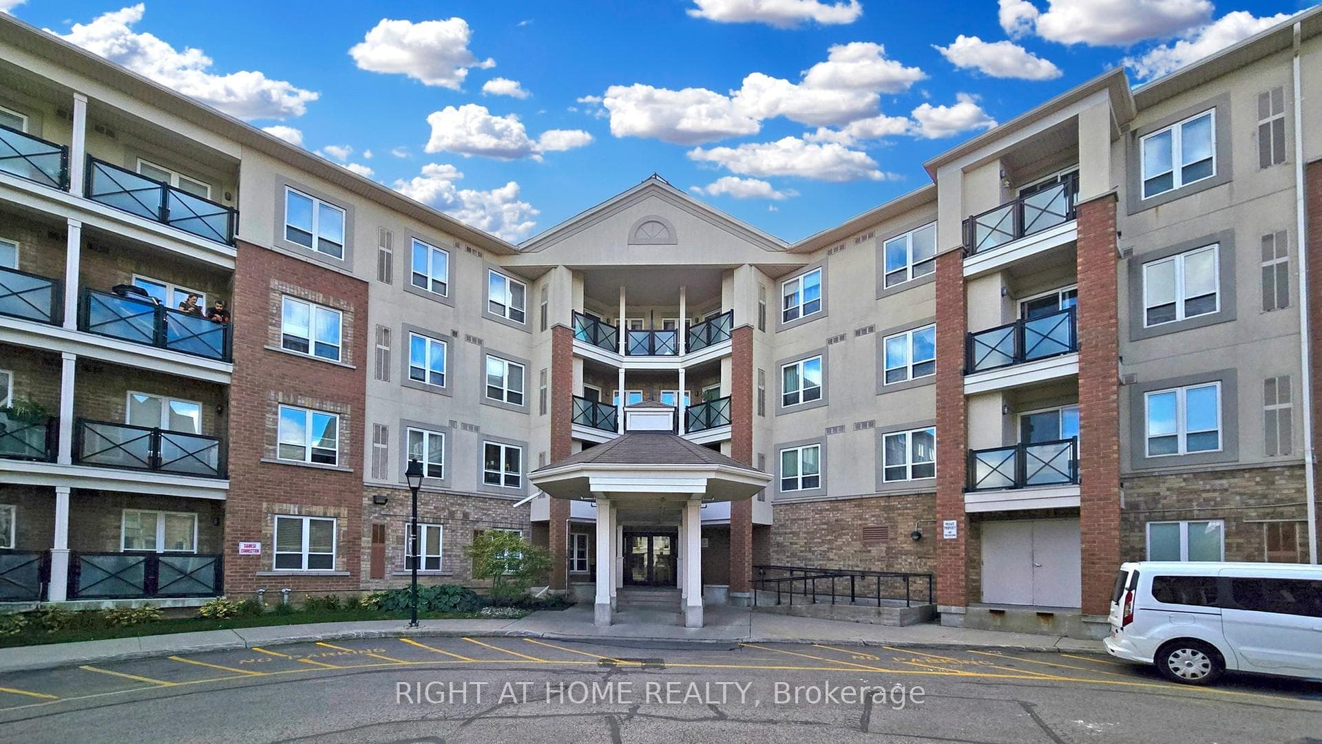 10 Mendelssohn Street Unit 325 photo 2