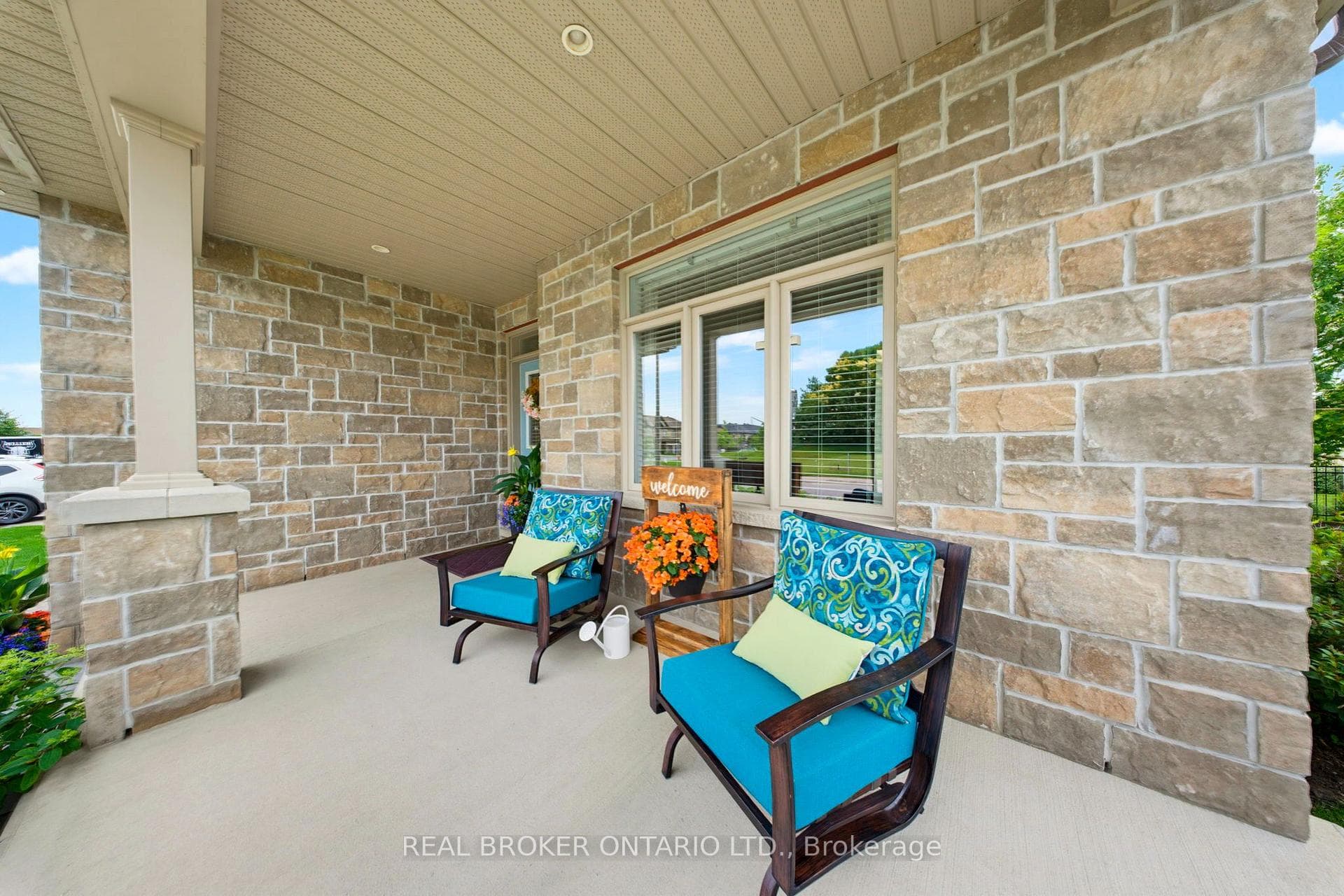 341 Bobolink Ridge photo 4